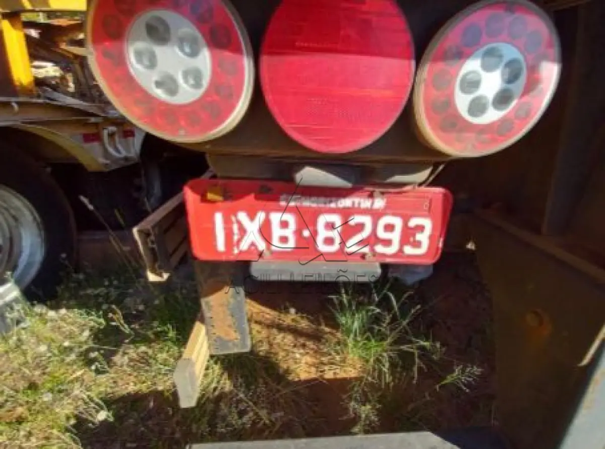 Semirreboque Placa IXB8293