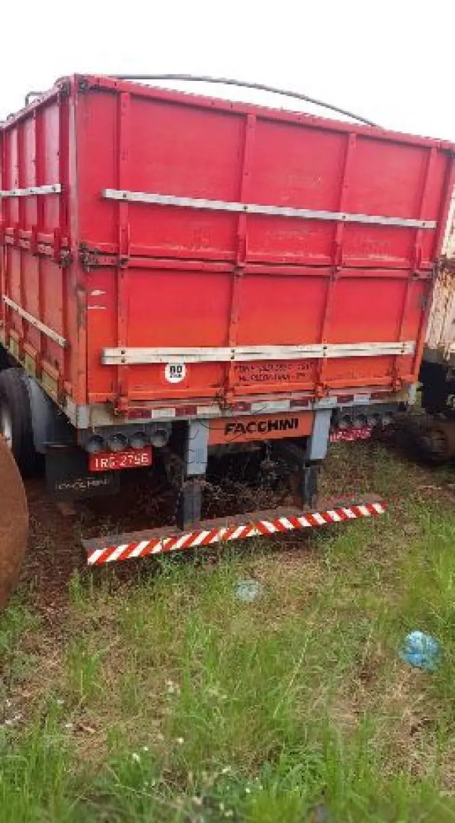 Semirreboque Placa IRG2756