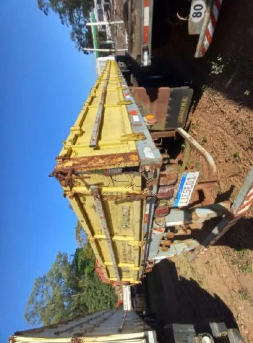 Semirreboque Placa IIE5E01