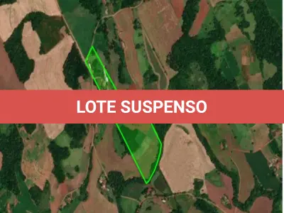 LOTE 002 - Imóvel Rural Matrícula 8.223 – 3.0 Hectares conforme R-15. Lote rural nº 28 da 5ª Secção Buricá, sito neste município, com área de 30.000m2 ( trinta mil metros quadrados), confrontando ao NORTE com terras do mesmo lote nº 28 e por linha seca com o lote nº 27; ao SUL por linha seca com parte do lote nº 29 e pelo Lajeado Tigre, com o lote nº 38 da 9ª Secção Buricá; a LESTE por linha seca com parte do lote nº 27 da 5ª Secção Buricá e pelo Lajeado Tigre, com o lote nº 38 da 9ª Secção Buricá; e ao OESTE com terras do mesmo lote nº 28 e por linha seca com parte do lote nº 29 da 5ª Secção Buricá. Registro nº 3541, fls. 091, Livro 3-B deste Ofício.