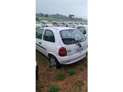LOTE 032 - GM/CORSA WIND; Placa: IJM6600; Ano/modelo: 2000/2001