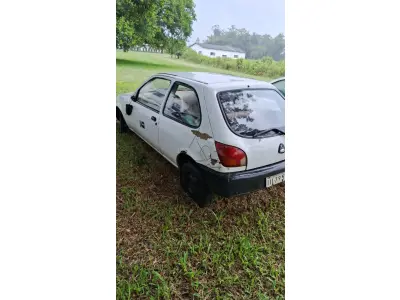 LOTE 002 - FORD/FIESTA; Ano/modelo: 1998/1999; Placa: III7950;