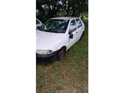 LOTE 006 - FIAT/PALIO YOUNG; Placa: IJV7271; Ano/modelo: 2001/2001; 