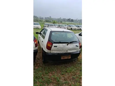 LOTE 029 - FIAT/PALIO YOUNG; Placa: IJV7309; Ano/modelo: 2001/2001