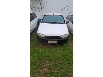 LOTE 035 - FIAT/PALIO YOUNG; Placa: IJV7151; Ano/modelo: 2001/2001