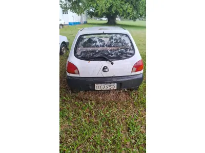 LOTE 002 - FORD/FIESTA; Ano/modelo: 1998/1999; Placa: III7950;