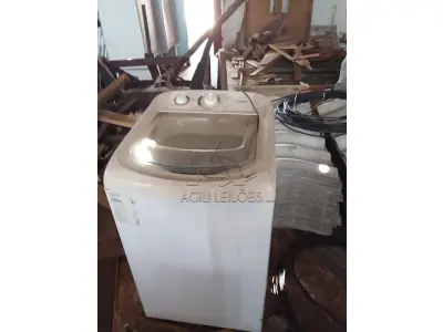 LOTE 026 - Lava-roupas Consul branca. Avaliação R$ 50,00.