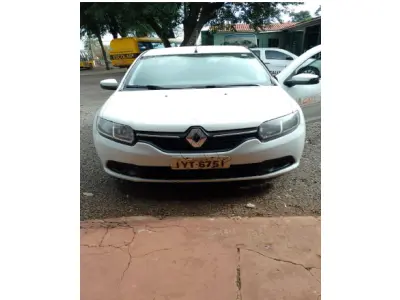 LOTE 008 - Veículo Renault Logan Expression Avantage