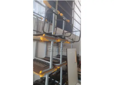 LOTE 022 - Sucata de classes escolares