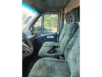 LOTE 024 - VAN(MICROÔNIBUS) ; 0 KM; FIAT/DUCATO MC TCA MIC; CAPACIDADE 16 LUGARES; POTENCIA 127 CV; ANO 2013 E MODELO 2014; COR PRATA; A DIESEL; CHASSI 93W245H34E2126168; RENAVAM 00587498790; 5 MARCHAS A FRENTE + 1 RÉ; COM TACÓGRAFO DIGITAL; COM AR CONDICIONADO; DIREÇÃO HIDRÁULICA; AIRBAG PARA MOTORISTA; TRAVA ELÉTRICA DAS PORTAS ; VIDROS ELÉTRICOS NAS PORTAS DIANTEIRAS.