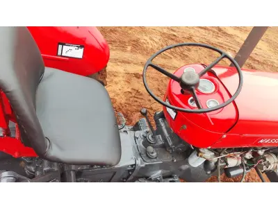LOTE 002 - Massey Ferguson 65X