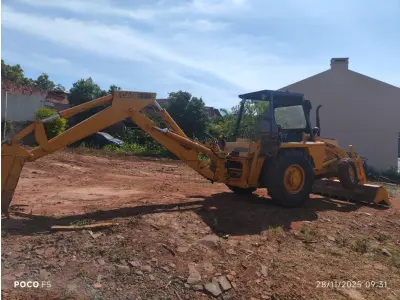 LOTE 006 - Case Ano: 1984, 580h