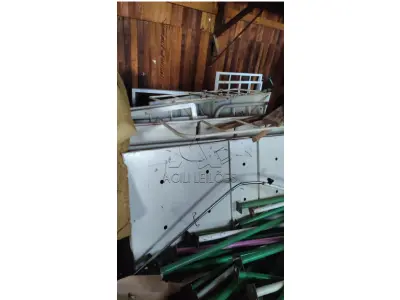 LOTE 021 - Sucata de bens hospitalares e odontológicos.