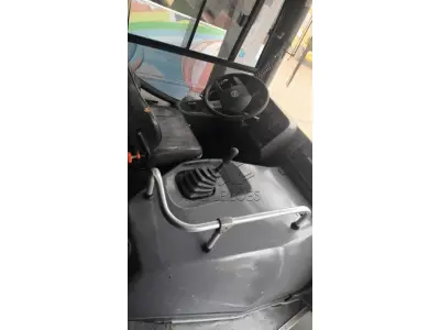 LOTE 001 -  Veículo VOLKS/COMIL SVELTO U, chassi 9BWRF82W92R2241, placa MCY8841, diesel, ano/modelo 2002/2002, 206cv, cor branca, patrimônio 8067.