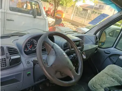 LOTE 024 - VAN(MICROÔNIBUS) ; 0 KM; FIAT/DUCATO MC TCA MIC; CAPACIDADE 16 LUGARES; POTENCIA 127 CV; ANO 2013 E MODELO 2014; COR PRATA; A DIESEL; CHASSI 93W245H34E2126168; RENAVAM 00587498790; 5 MARCHAS A FRENTE + 1 RÉ; COM TACÓGRAFO DIGITAL; COM AR CONDICIONADO; DIREÇÃO HIDRÁULICA; AIRBAG PARA MOTORISTA; TRAVA ELÉTRICA DAS PORTAS ; VIDROS ELÉTRICOS NAS PORTAS DIANTEIRAS.