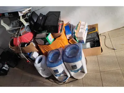 LOTE 016 - Sucata de eletrônicos