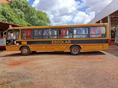 LOTE 004 - Ônibus passageiro, Placas IPN4529, RENAVAM 00124314864, Patrimônio 1419, VW/Induscar Foz U, Ano 2009, Diesel, 185CV, Chassi 9BWR882W59R923797. Avaliação R$ 50.000,00.