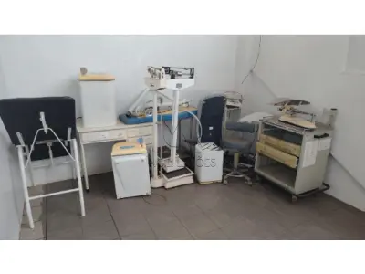 LOTE 021 - Sucata de bens hospitalares e odontológicos.