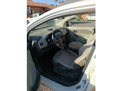 LOTE 003 - Veículo CHEV/SPIN 1.8 MT LTZ, chassi 9BGJC75Z0DB305389, placa MLJ4754, álcool/gasolina, ano/modelo 2013/2013, 108cv, cor branca, patrimônio 8061.